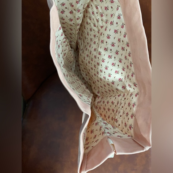 Gucci Beauty NEW LARGE Canvas Drawstring Cosmetic Makeup Toiletry Bag 14x11.5x3 - Picture 6 of 9